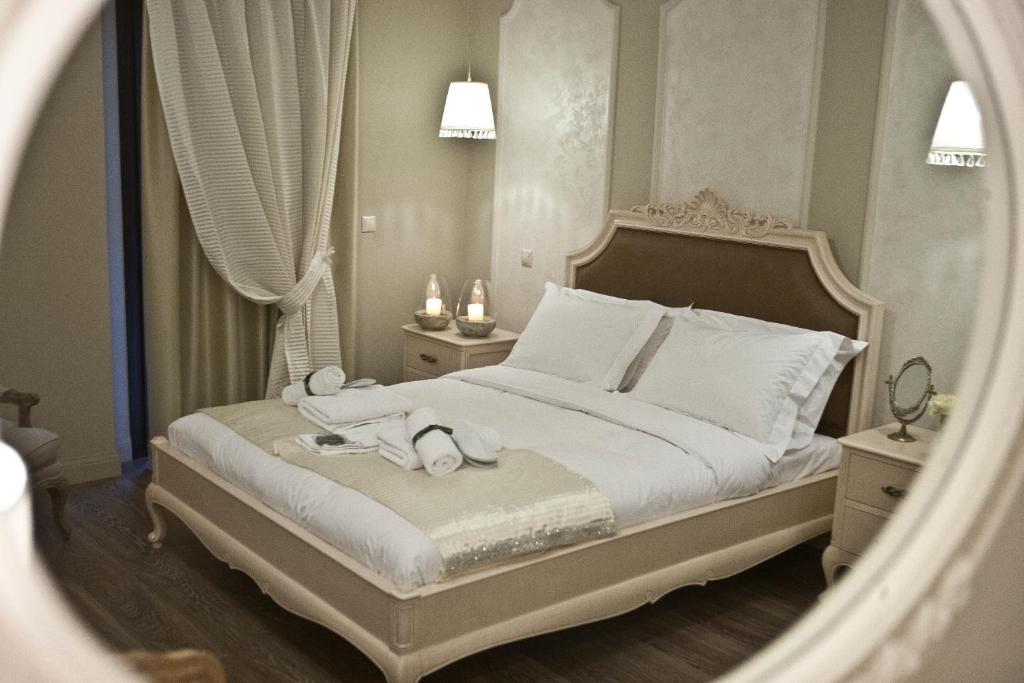 Melies Boutique Hotel Káto Loutrákion Quarto foto