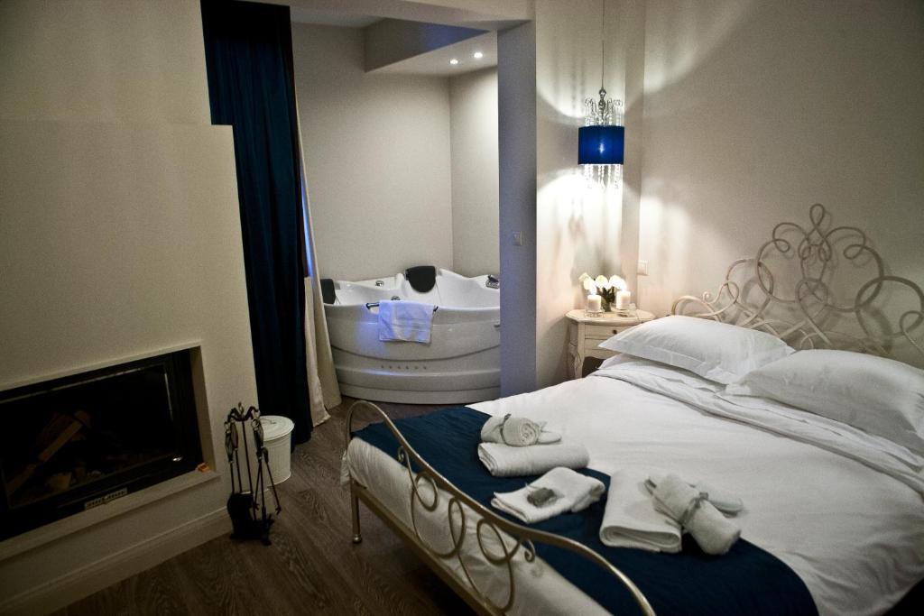 Melies Boutique Hotel Káto Loutrákion Quarto foto